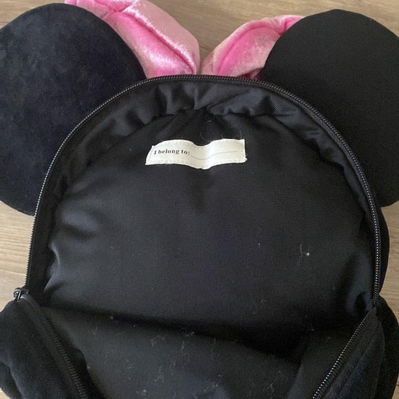 Disney Minnie mouse backpack - Picture 3 of 3